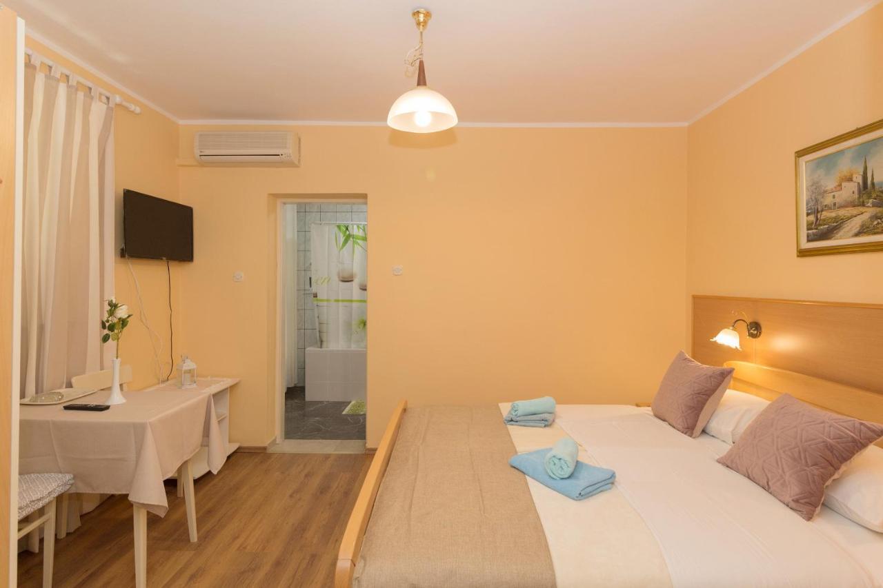 Bed & Breakfast Palma Panzió Medulin Kültér fotó