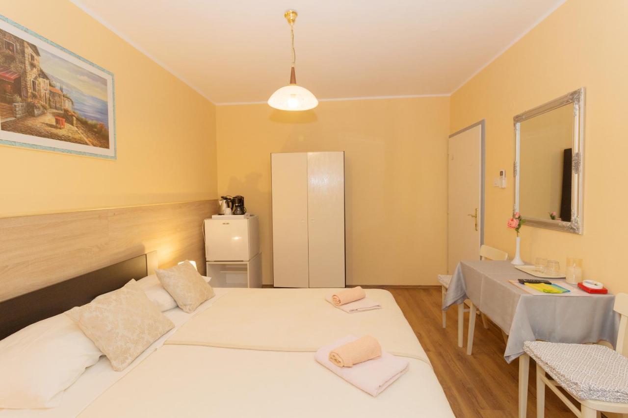 Bed & Breakfast Palma Panzió Medulin Kültér fotó